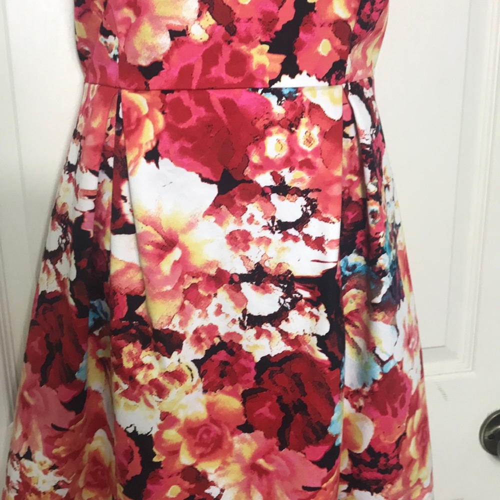 Liz Claiborne watercolor floral pattern dress Sz 6 - Picture 2 of 6